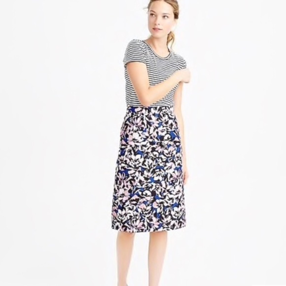 J. Crew A-line skirt in blue and cream hibiscus print sz 10